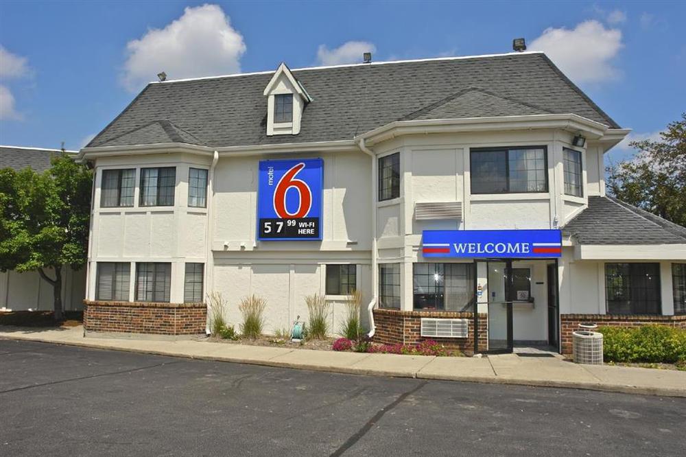 Motel 6 Milwaukee West - 브룩필드 시설 사진